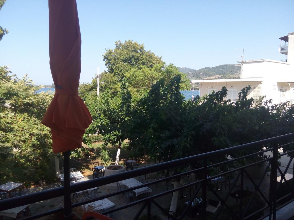 Anastasia - Efthimios Apartments Agios Konstantinos  외부 사진