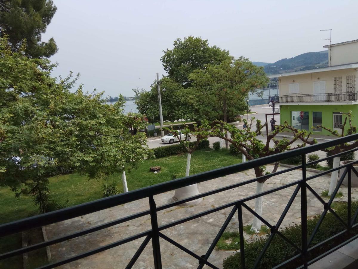 Anastasia - Efthimios Apartments Agios Konstantinos  외부 사진