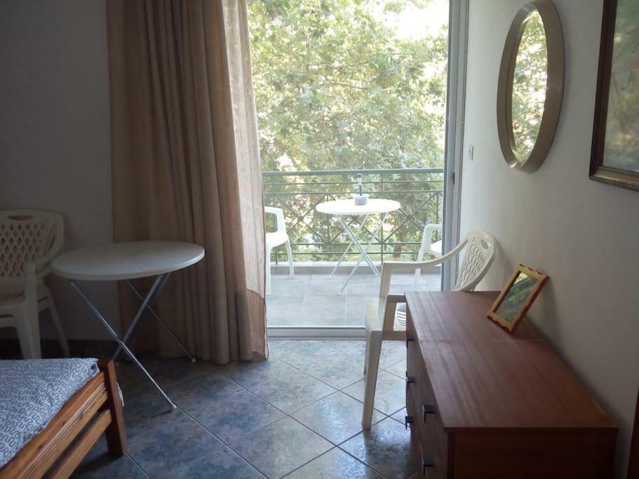 Anastasia - Efthimios Apartments Agios Konstantinos  외부 사진